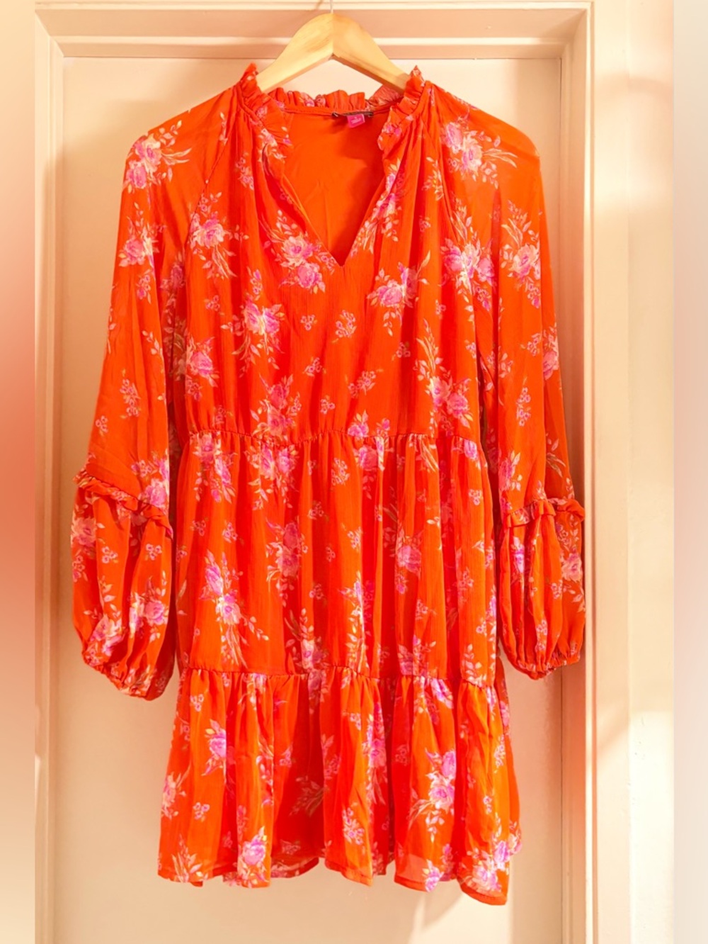 Vince Camuto Orange Floral Tiered Long-Sleeve Dress